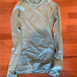 Lululemon Swiftly Tech Long-Sleeve Shirt size 4